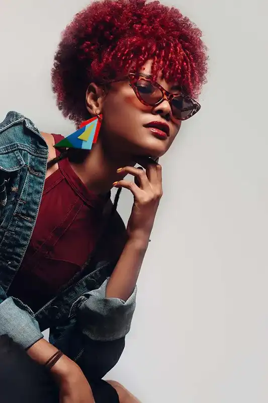 Woman with sunglasses and red hair